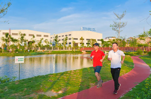 5f1dce91aa514.png 5.png